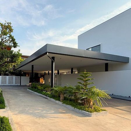 The Rest Hotel - ประจวบ Prachuap Khiri Khan Extérieur photo