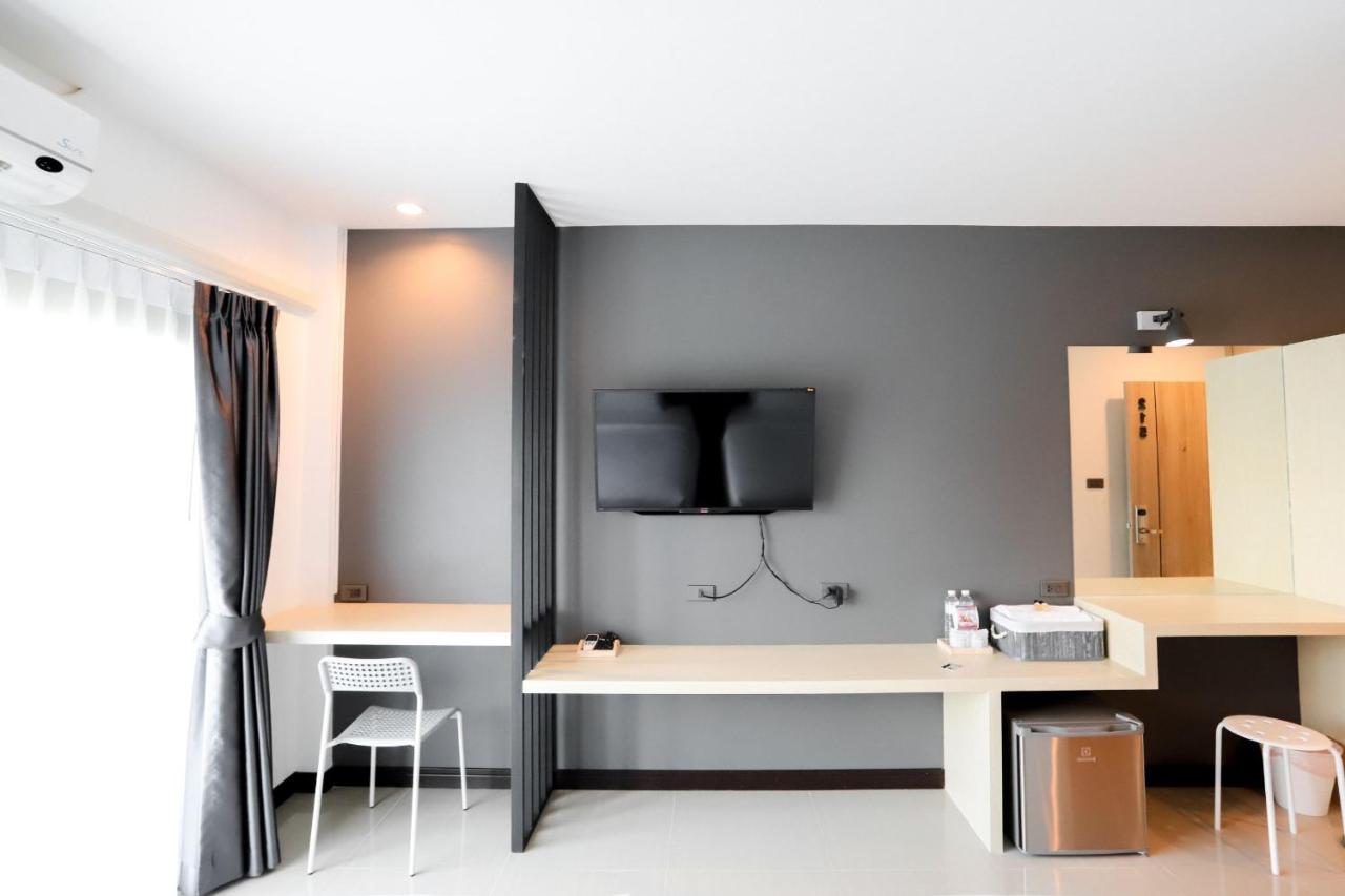 The Rest Hotel - ประจวบ Prachuap Khiri Khan Extérieur photo