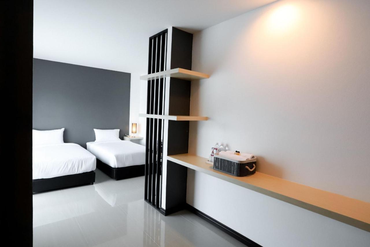 The Rest Hotel - ประจวบ Prachuap Khiri Khan Extérieur photo