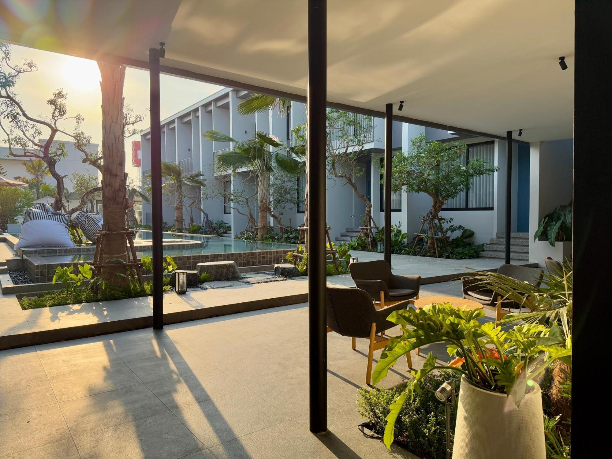 The Rest Hotel - ประจวบ Prachuap Khiri Khan Extérieur photo
